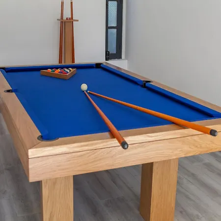 Modern 6 Bedroom * Portimao