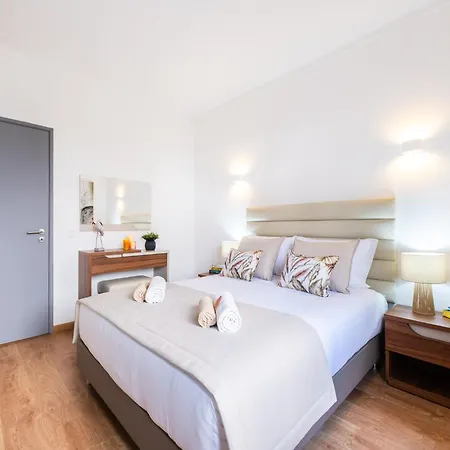 Βίλα Villa In Portimao With Pool Near Beaches