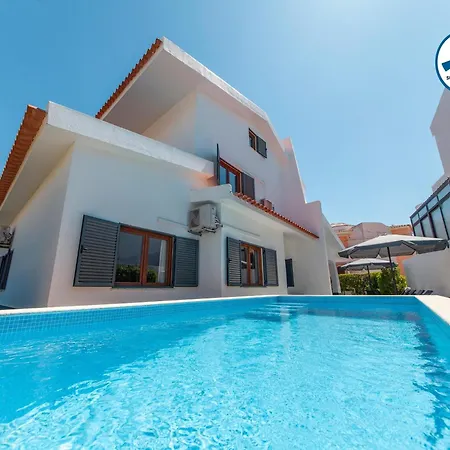 Villa In Portimao With Pool Near Beaches Villa Portimão