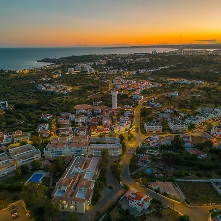 Villa In Portimao With Pool Near Beaches * Portimão